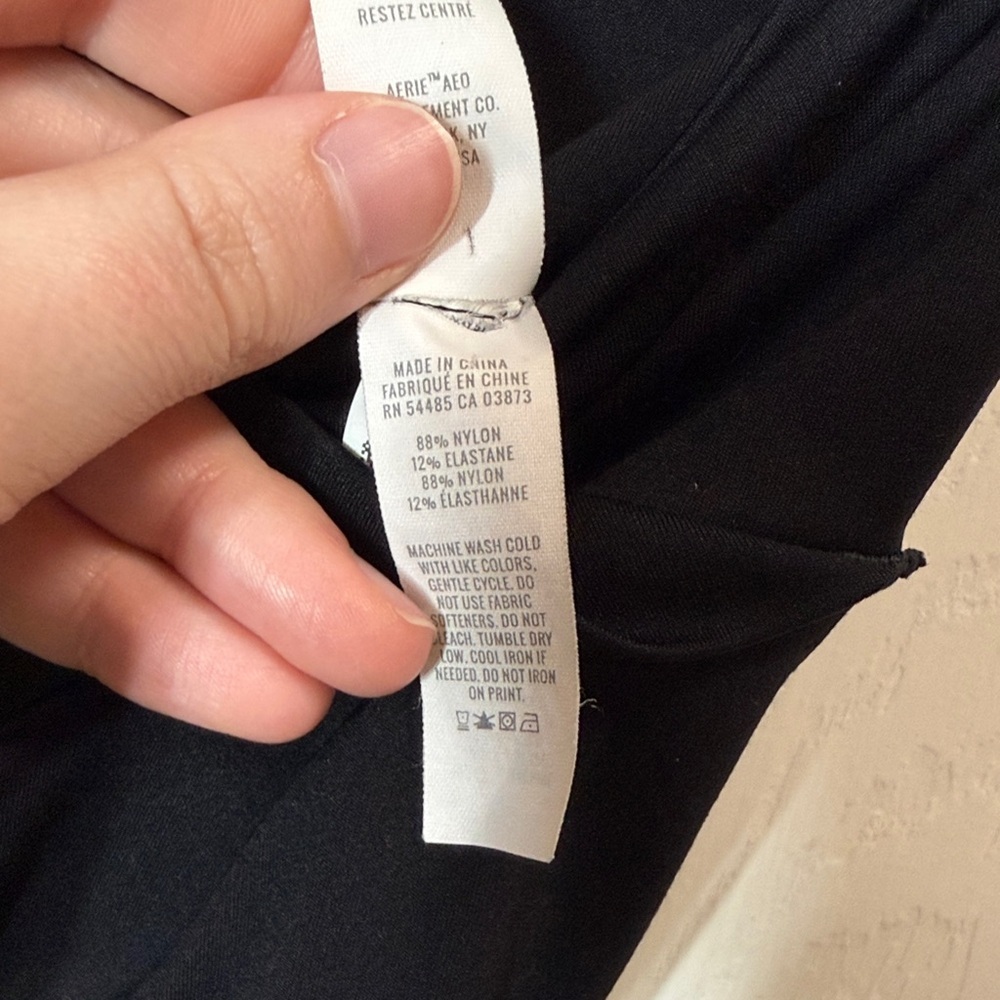 Aerie Real Me Hi-Rise Crossover 7/8 Leggings - Picture 9 of 9